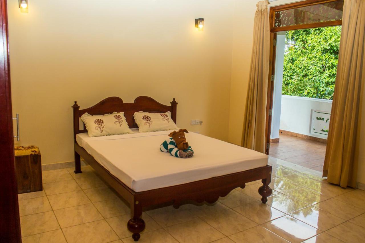 Sakura Villa Bentota Habitación foto